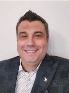 Headshot of Jared Marks