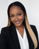 Headshot of Davinca Cleare