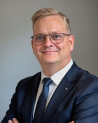 Headshot of Brian MacKay